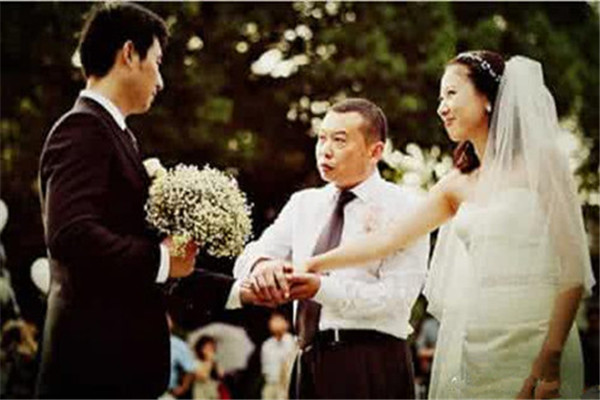 女儿婚礼父亲简短讲话