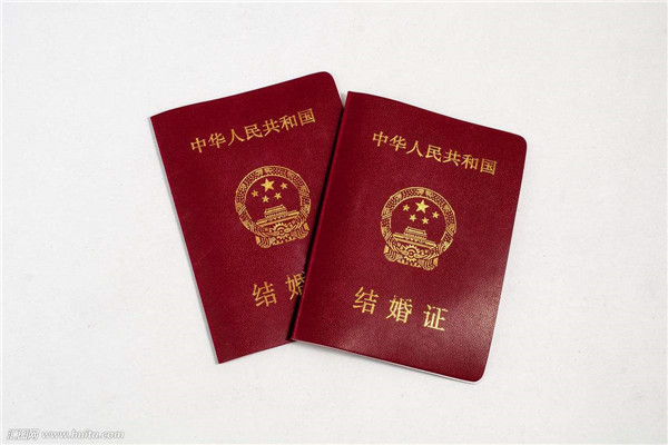结婚证穿什么衣服 领证穿着要求
