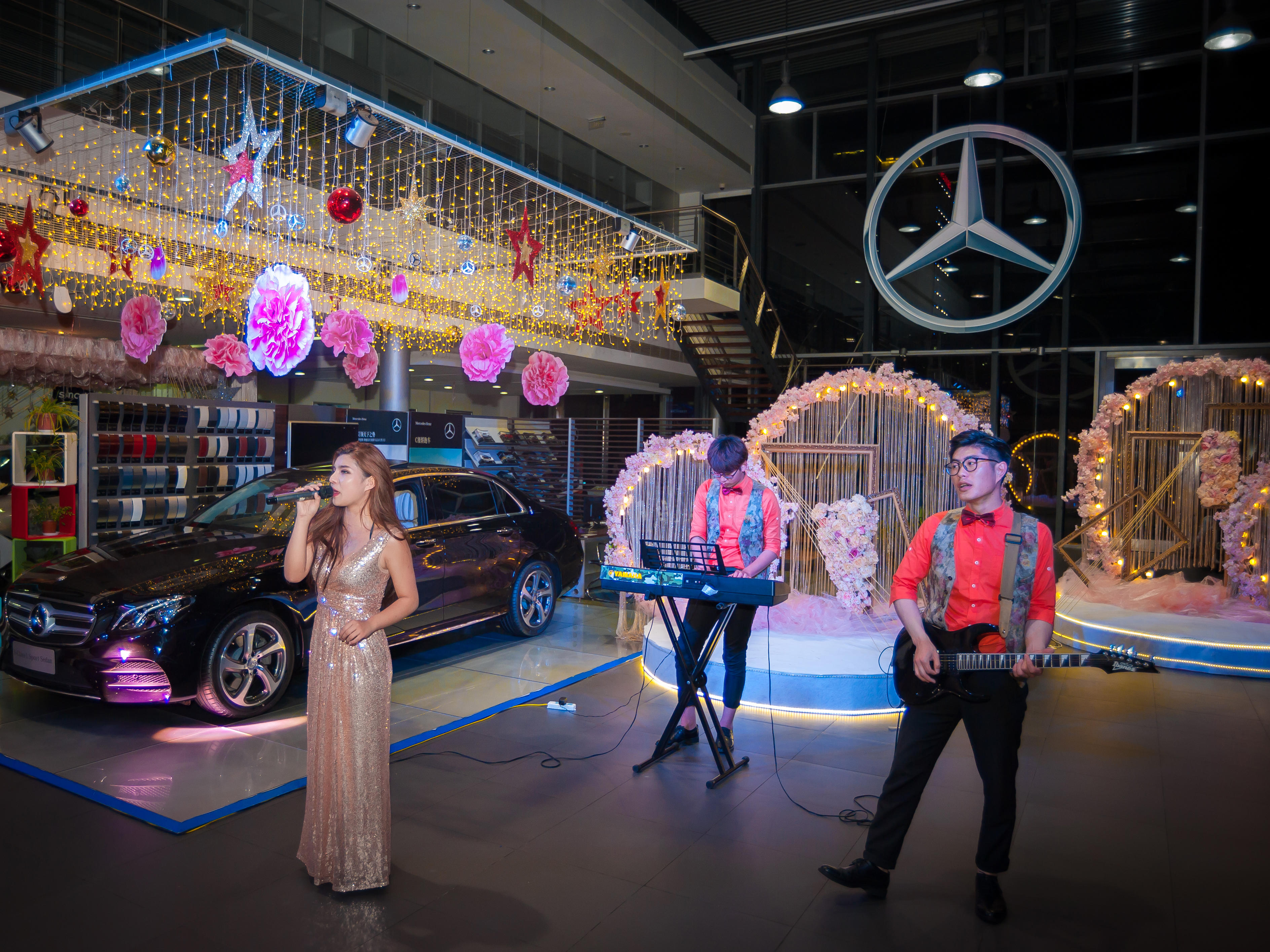 【颜值组合】莫晗主持团队+1名实力女歌手