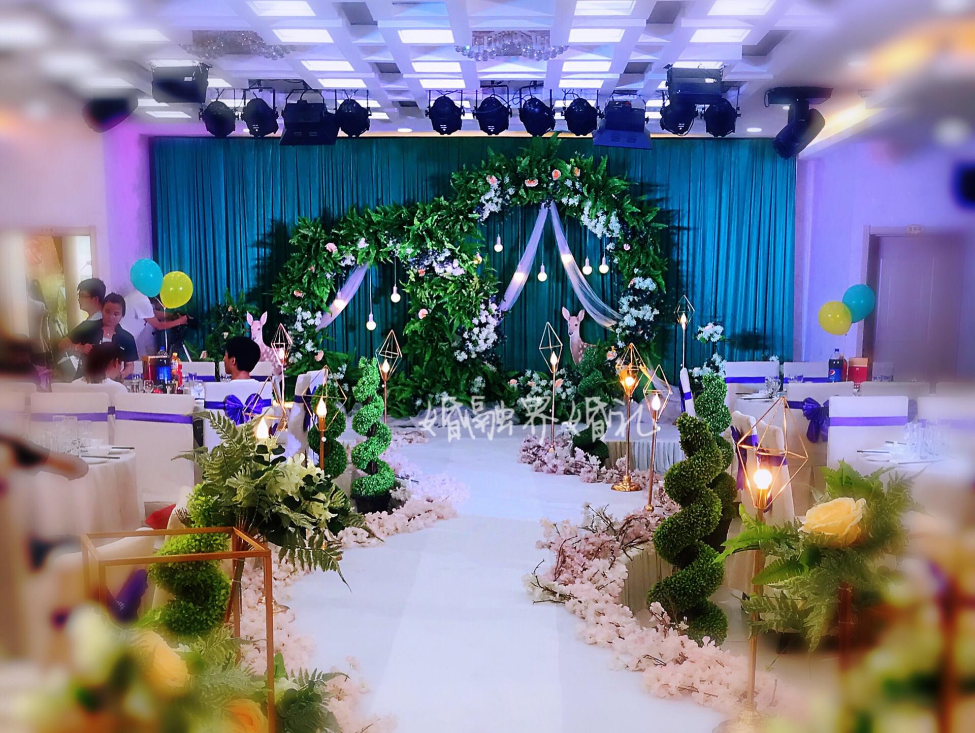 小预算 精致型婚礼+森系+服务团队