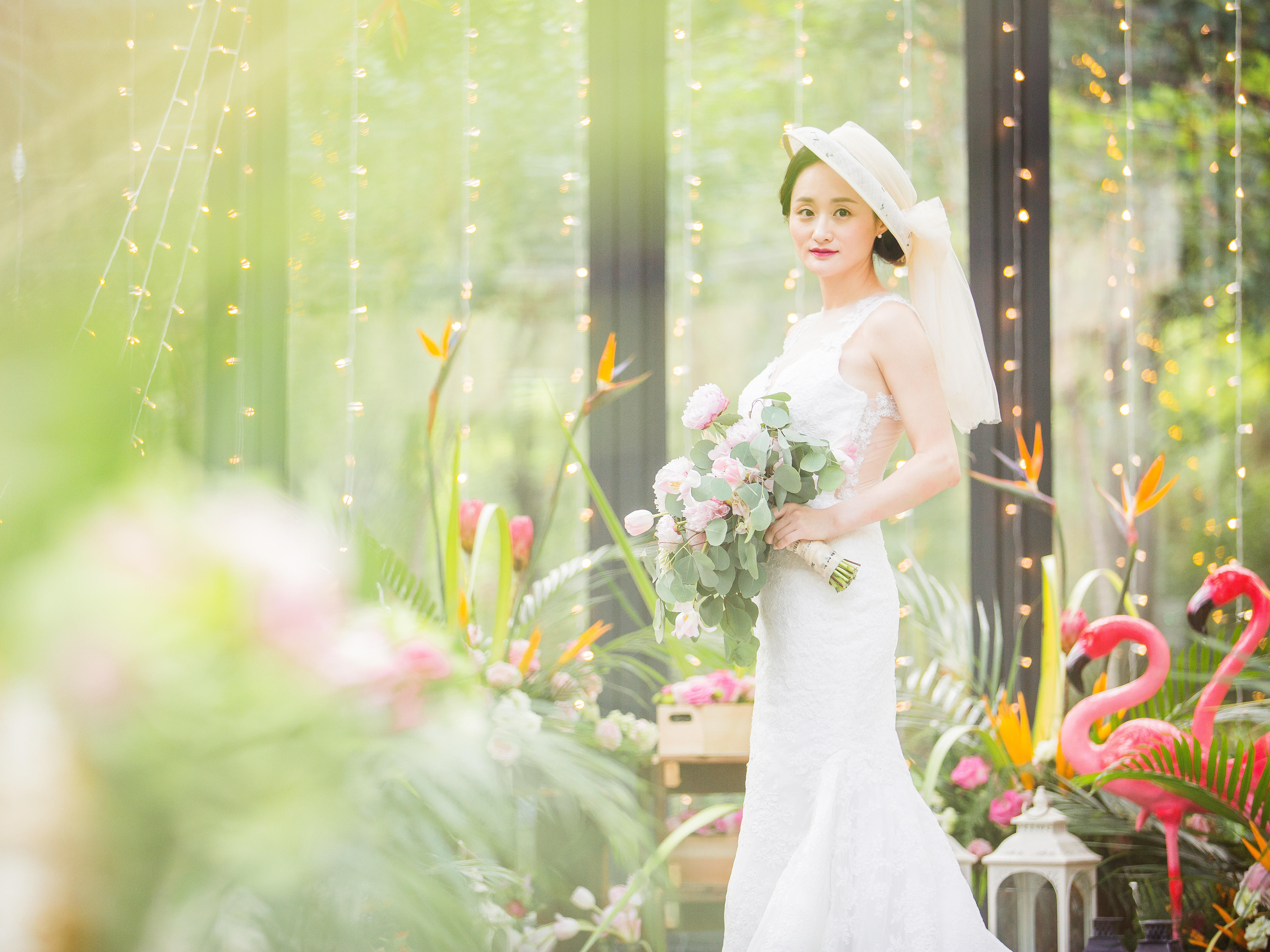 【手捧花】进口花材+创意设计