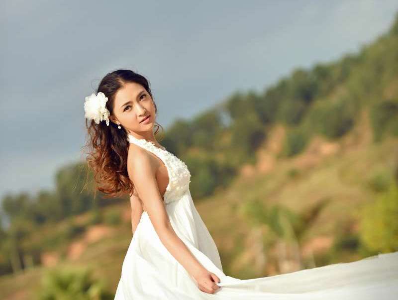 2580元全天婚礼跟妆＋婚礼摄影＋婚礼摄像