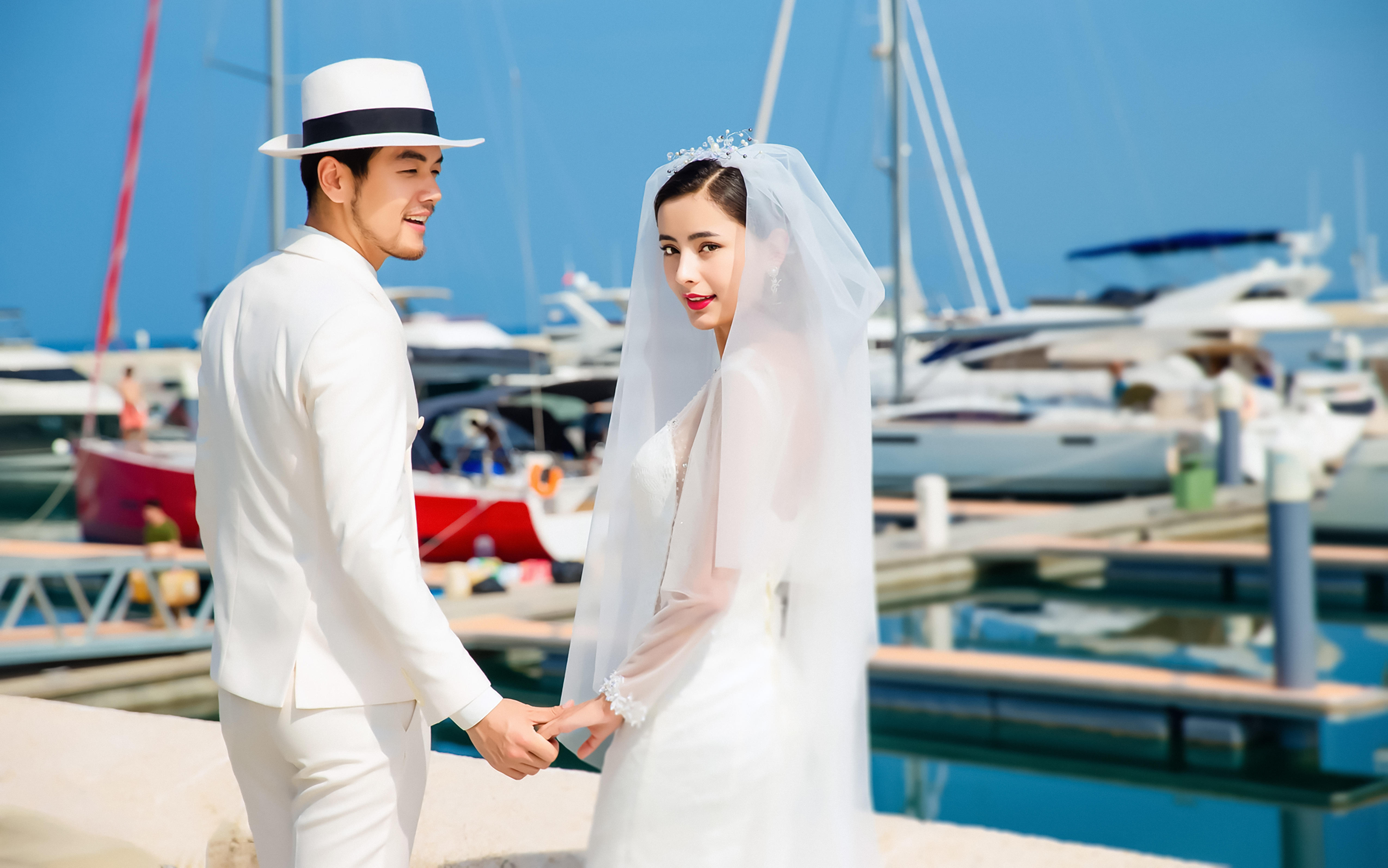 三亚旅拍婚照丨旅拍婚纱摄影丨旅游拍摄结婚照