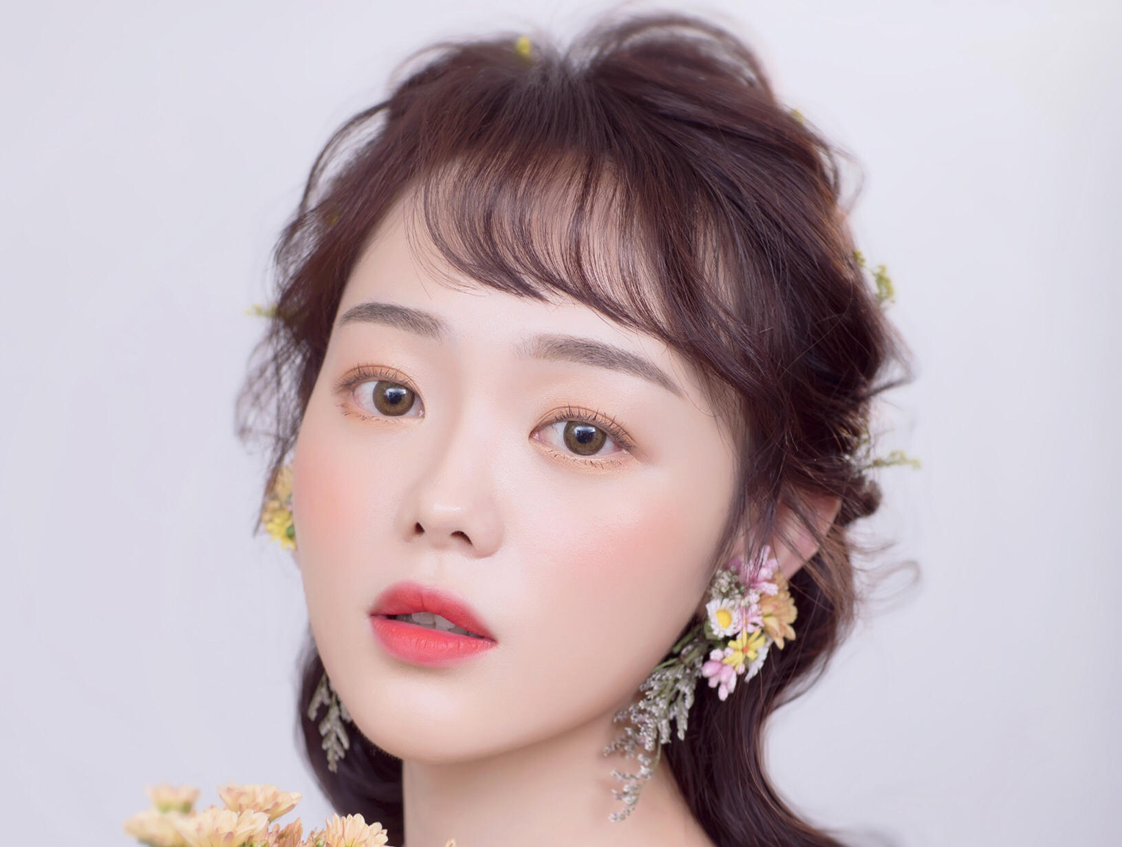 总监造型师全程跟妆2-4妆面＋2-4造型