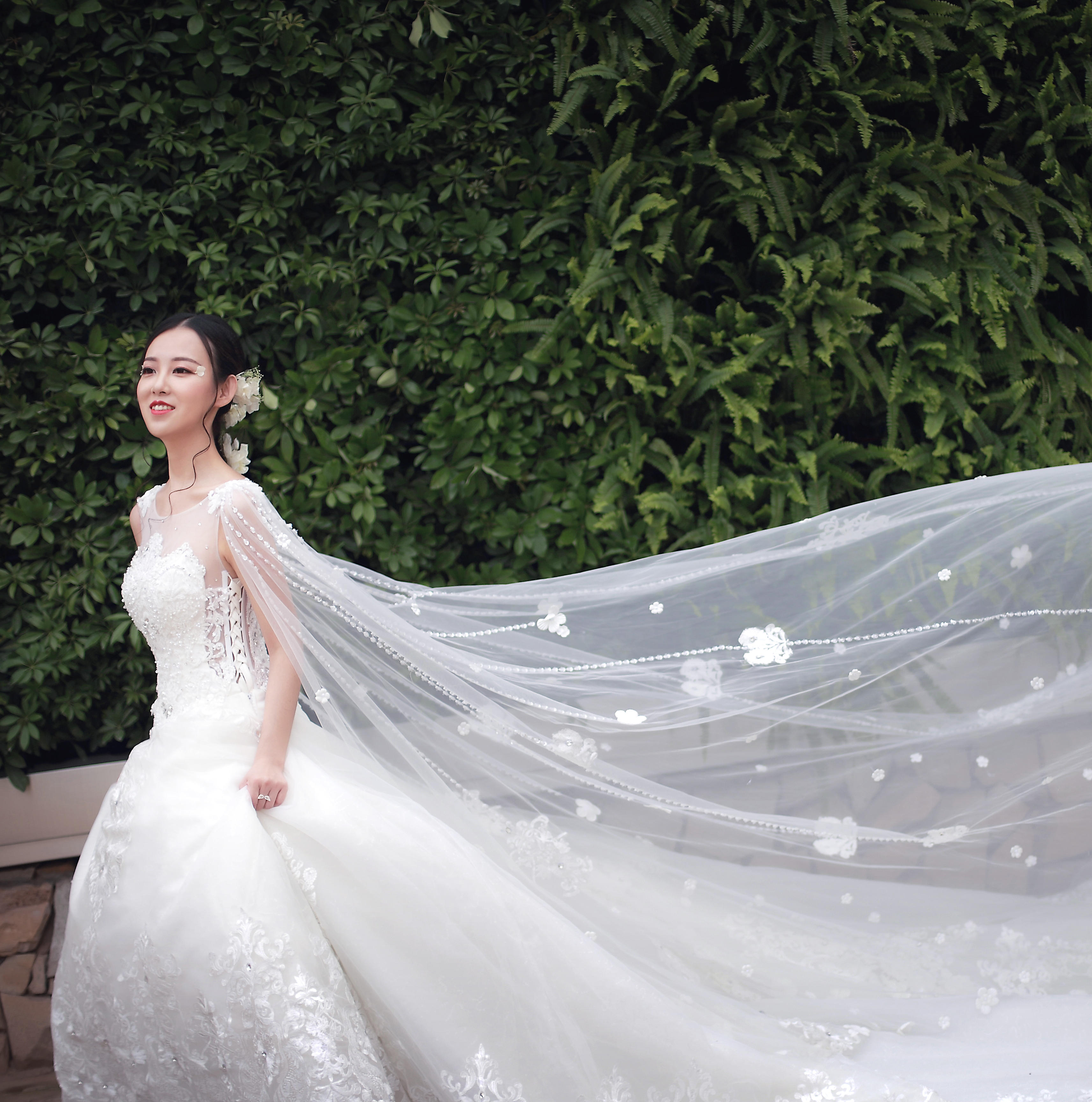 【婳琋】试营业3米长拖主婚纱＋粉钻秀禾＋丝绒礼服