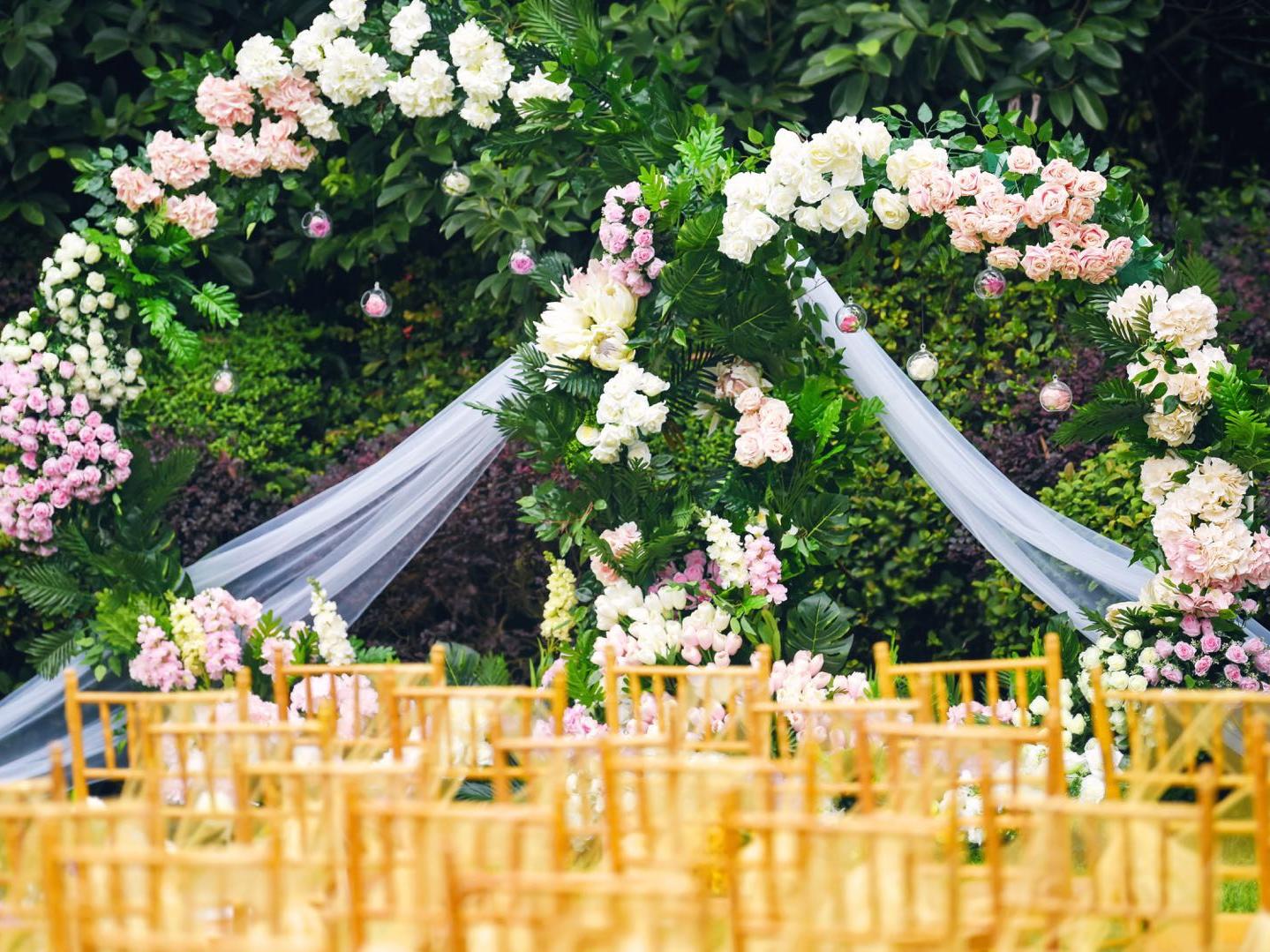 【Enjoy婚礼】精致浪漫粉 草坪婚礼