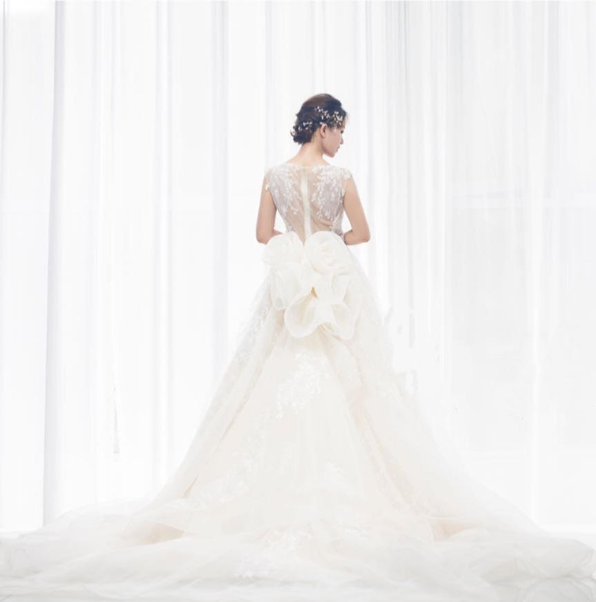 【达令超值三件套】3件套租赁 全款送精美秀禾鞋