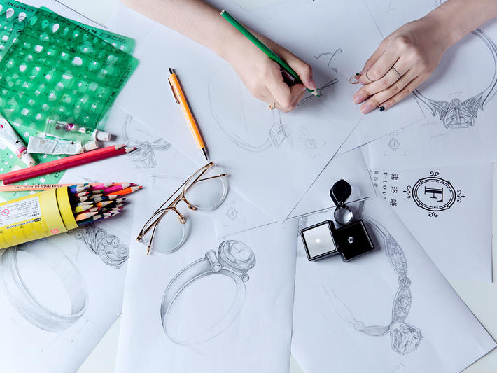 弗珞唯独家专利设计款-蝴蝶结钻戒princess