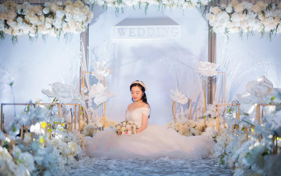 爱立方新婚会馆  Pure love