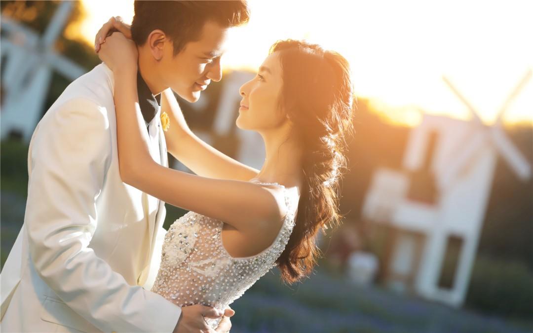 《特惠套餐》内景+外景+一对一服务