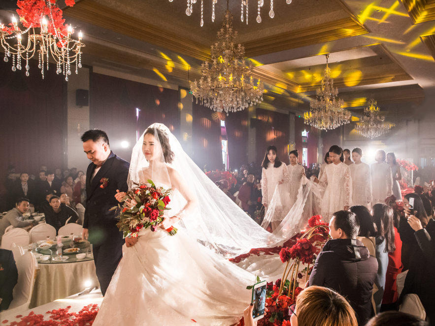 《以爱之名》轻奢红色唯美系婚礼