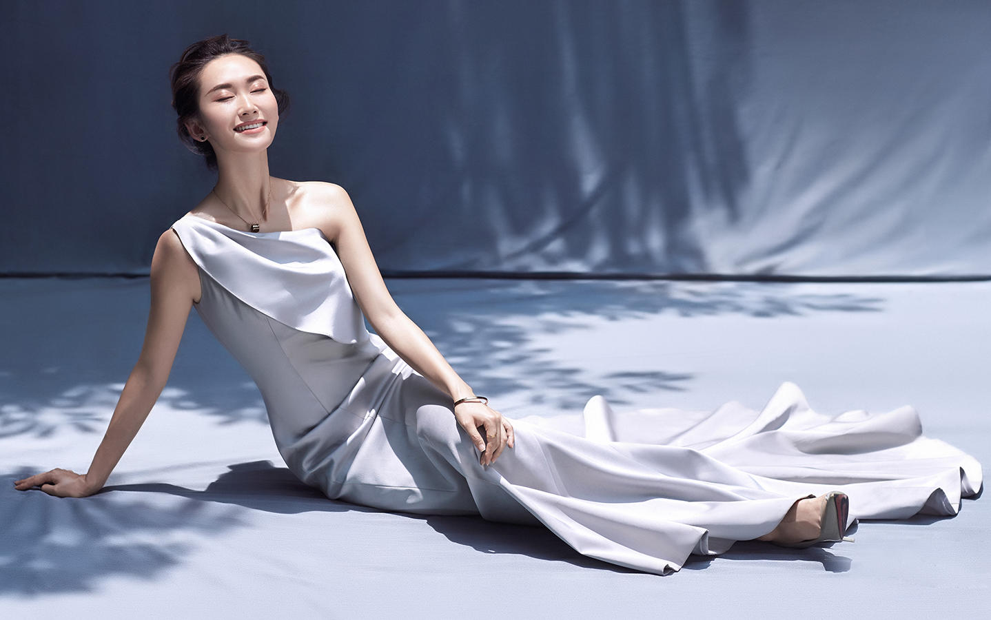 【木西婚纱】【店庆爆款】 8服8造3880 ！