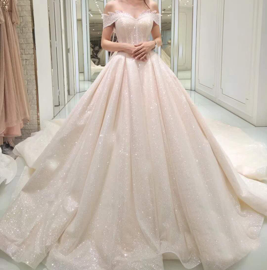 【超值租赁】女王·嫁件套租赁 全款送灰姑娘水晶鞋
