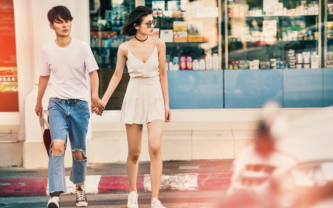  店庆+抵现金活动+双外景拍摄+15大礼品赠送