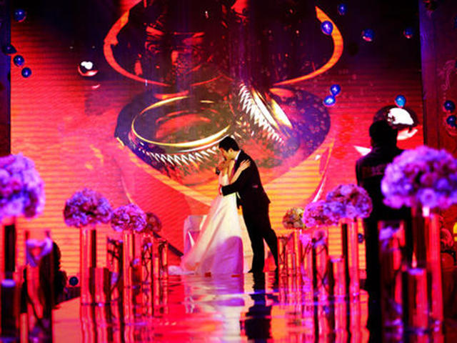 上海电视台创意颠覆主题婚礼套餐