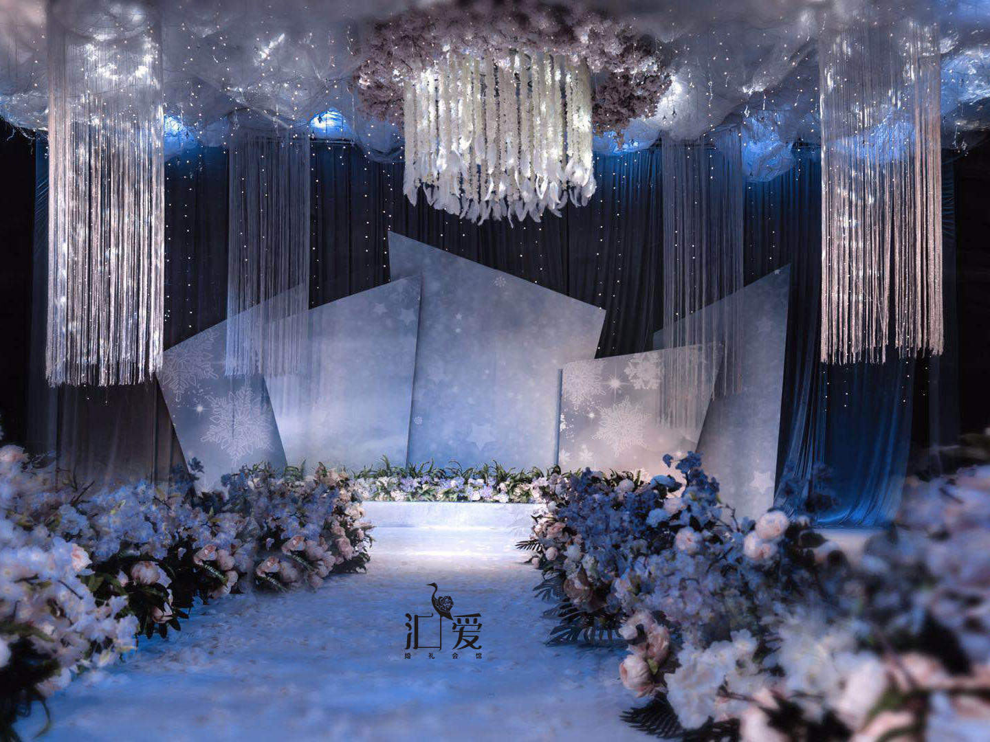 汇爱婚礼《遇见》雾霾灰碰上香槟色