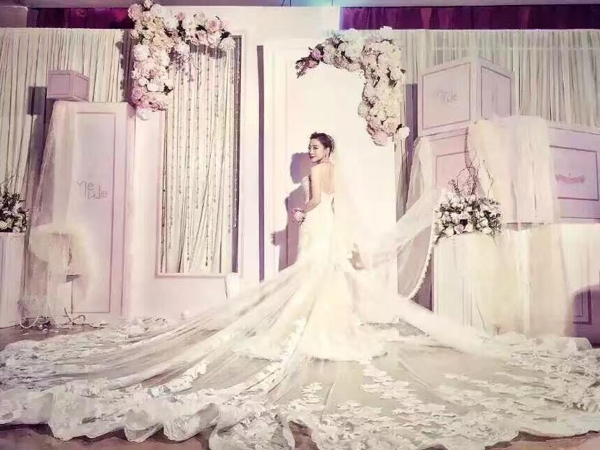 LOVEST法國蕾絲魚尾婚紗【儀式+出門+禮服】