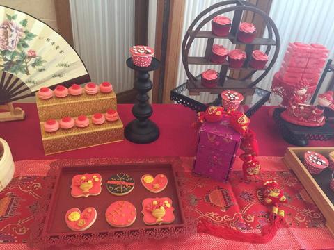 新中式创意甜品台 ,包含摆件 桌布 花艺装饰
