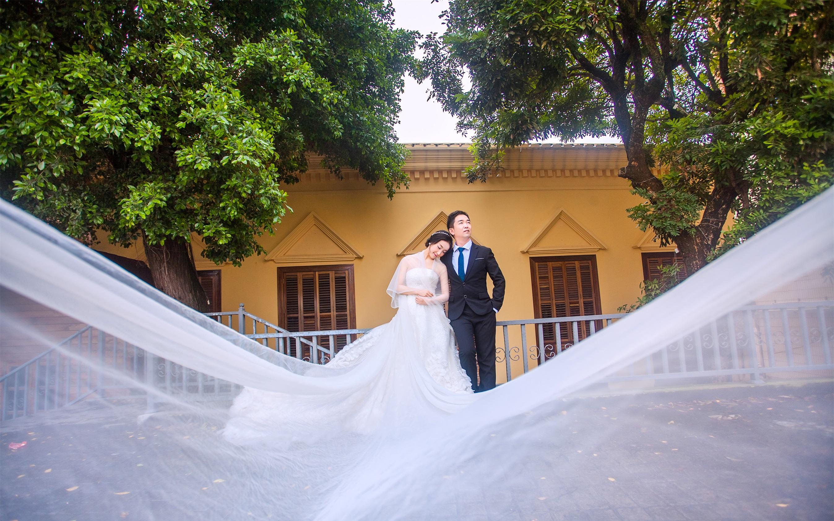 【阿雅娜】特惠套餐浪漫旅拍+蜜月游