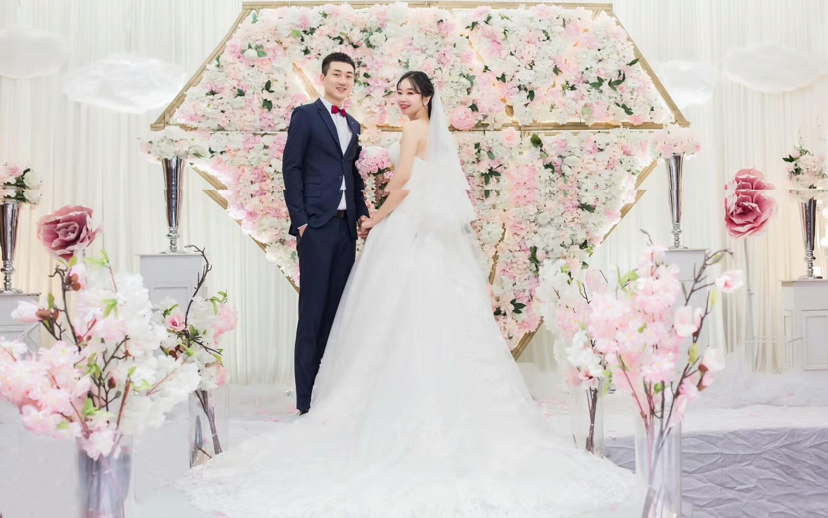 【安娜公主】目光所致是你！