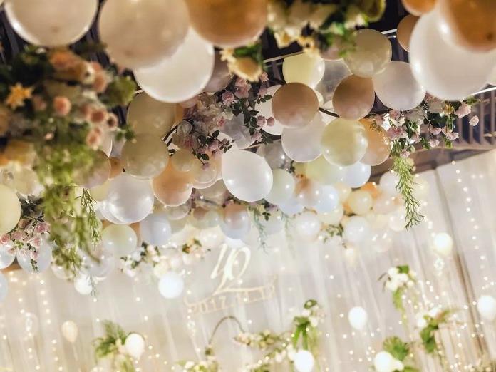 【爱度一生婚礼会馆】香槟气球-浪漫满屋 含四大