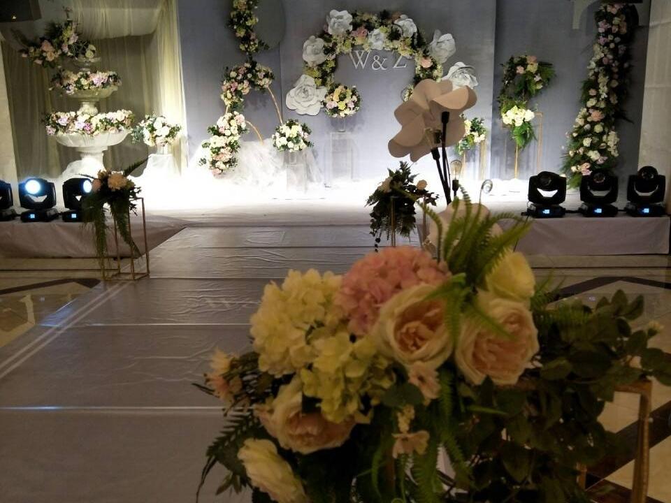 【爱度一生婚礼会馆】简约灰色系+婚纱四件套