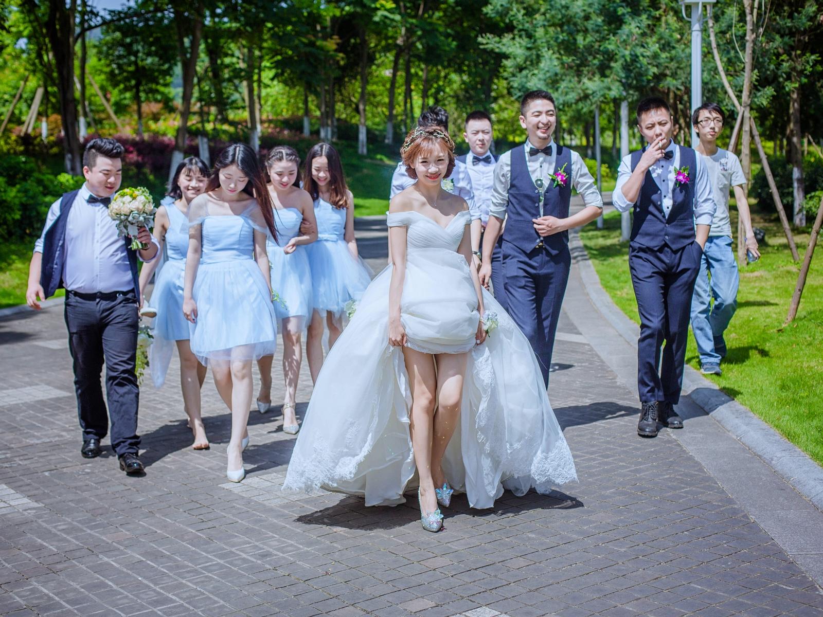 《Nice奈斯新娘》总监跟妆＋首席跟拍＋三套婚纱