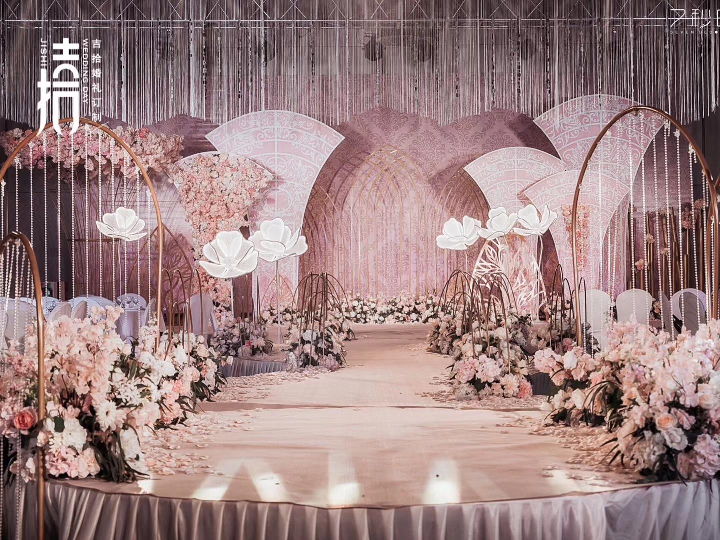 唯美婚礼  主持、摄像、灯光、大屏全套婚礼