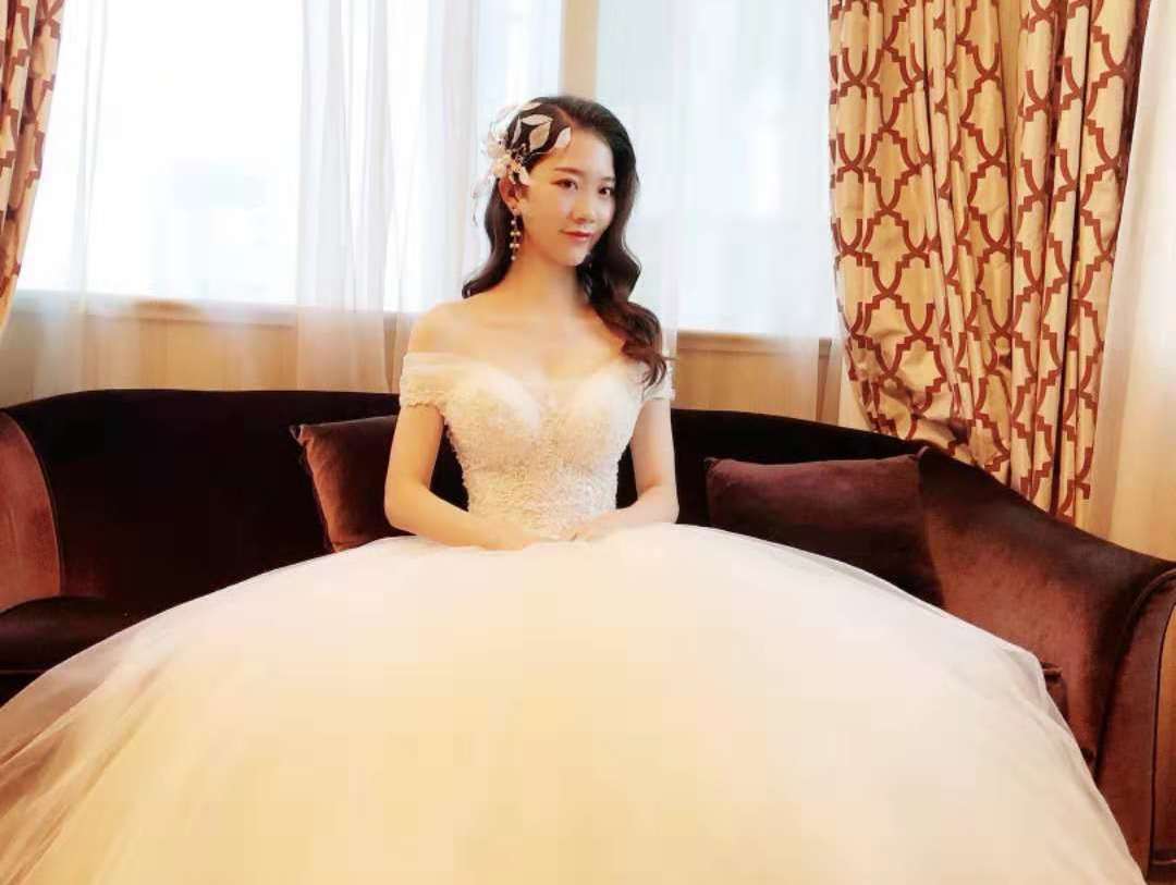 【瑞·恩】到店资深化妆师+明星回门早妆或妈妈妆