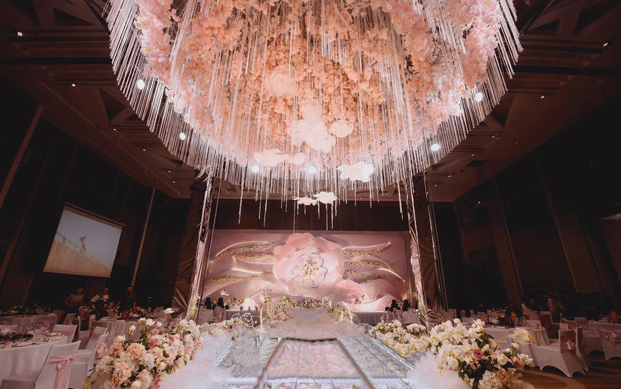 【曼薇蜜粉香槟甜美浪漫婚礼】