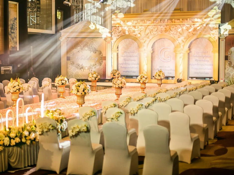 【红影婚礼】遇见你香槟金奢华风婚礼