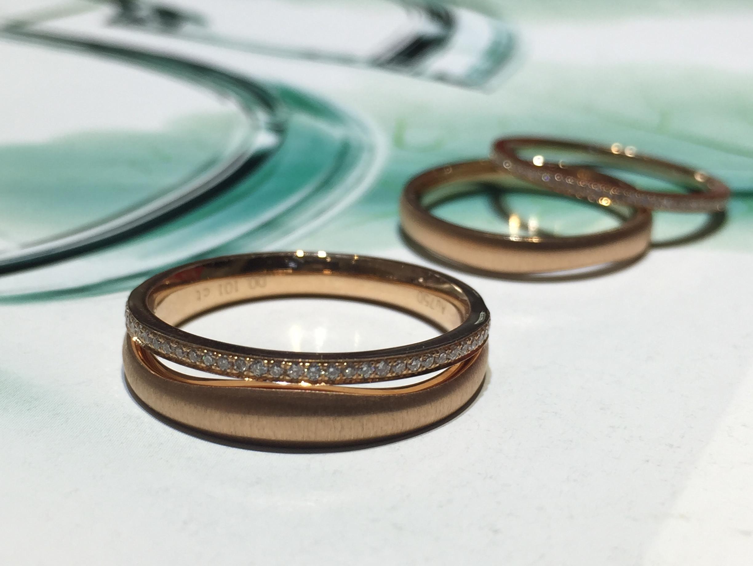 18K金 玫瑰金 情侣钻石对戒 定制婚戒