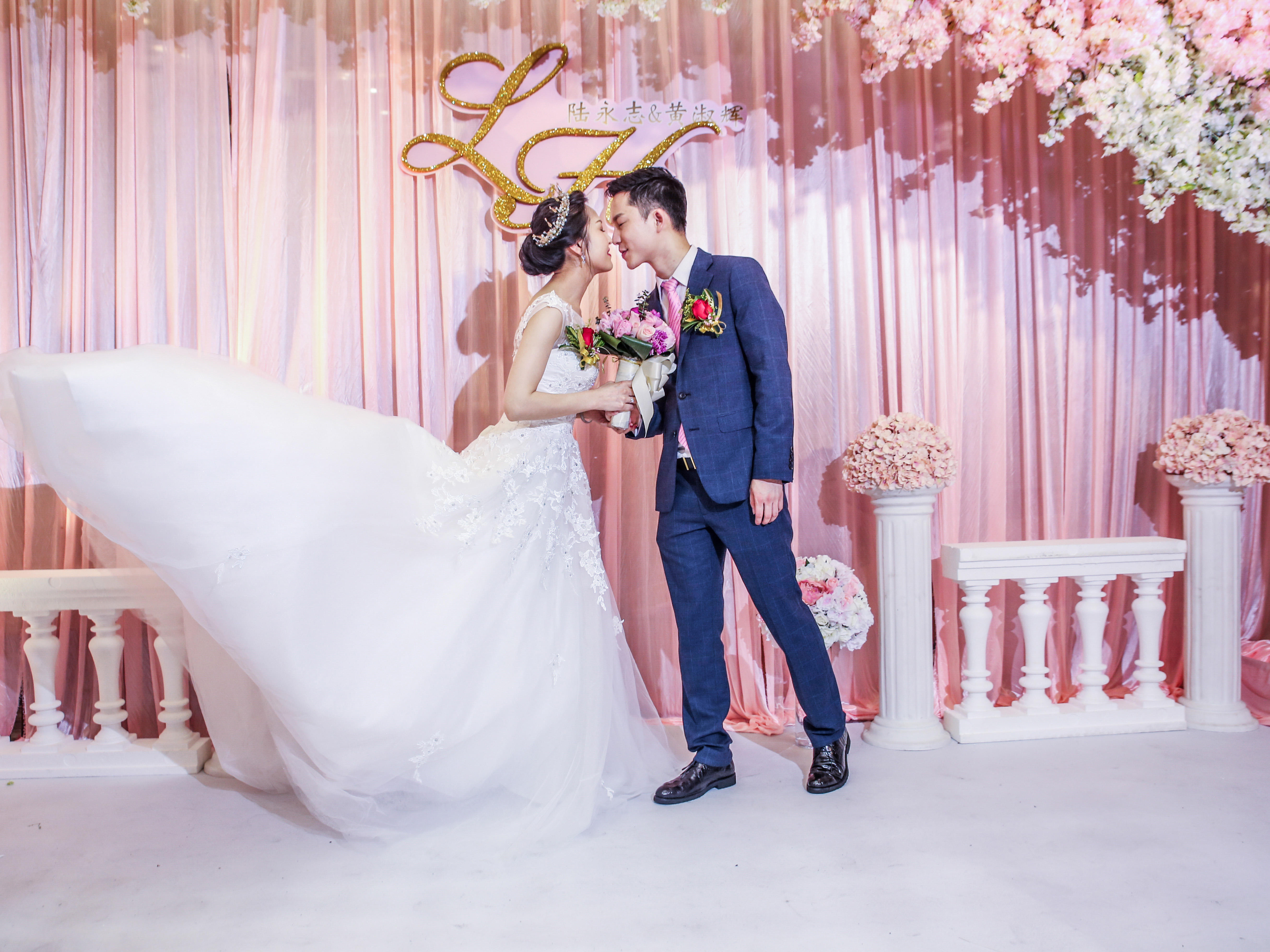 赫拉婚礼 |  粉枚世界