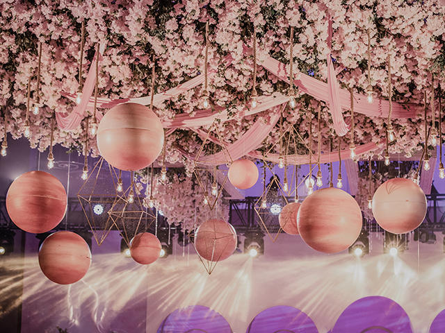 奢华公主风超梦幻粉色大气婚礼