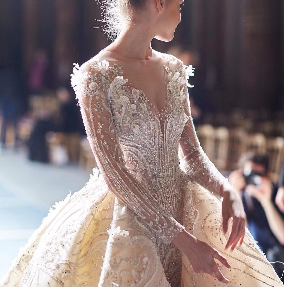 【奢华六件套】仪式纱＋出门纱+敬酒服+伴娘服4件