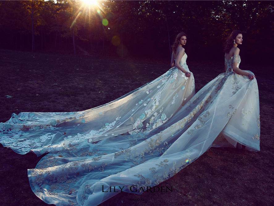 新锐设计师品牌KL轻柔婚纱典范