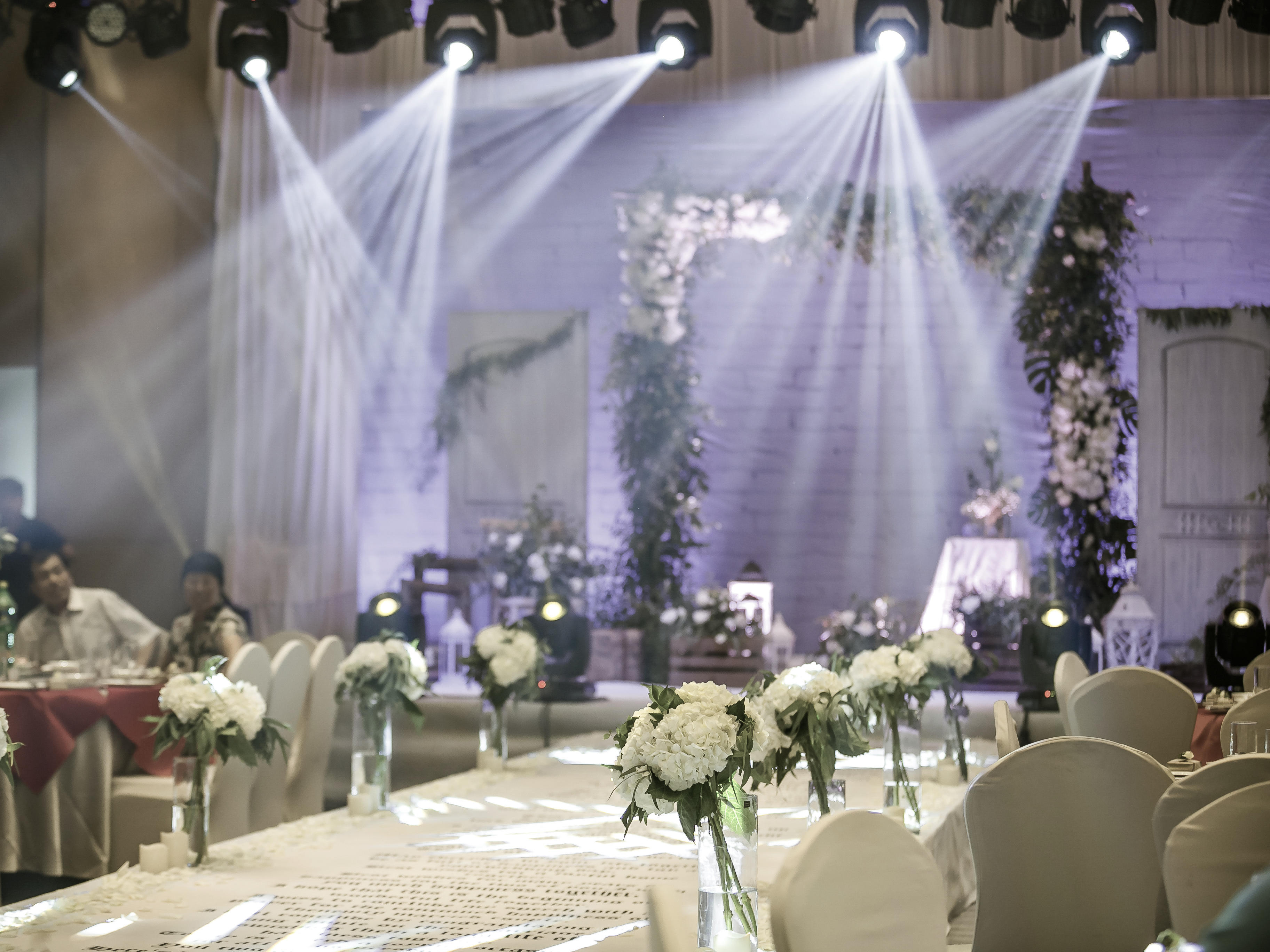 【思薇特】简爱/异形梯台搭建/炫目灯光