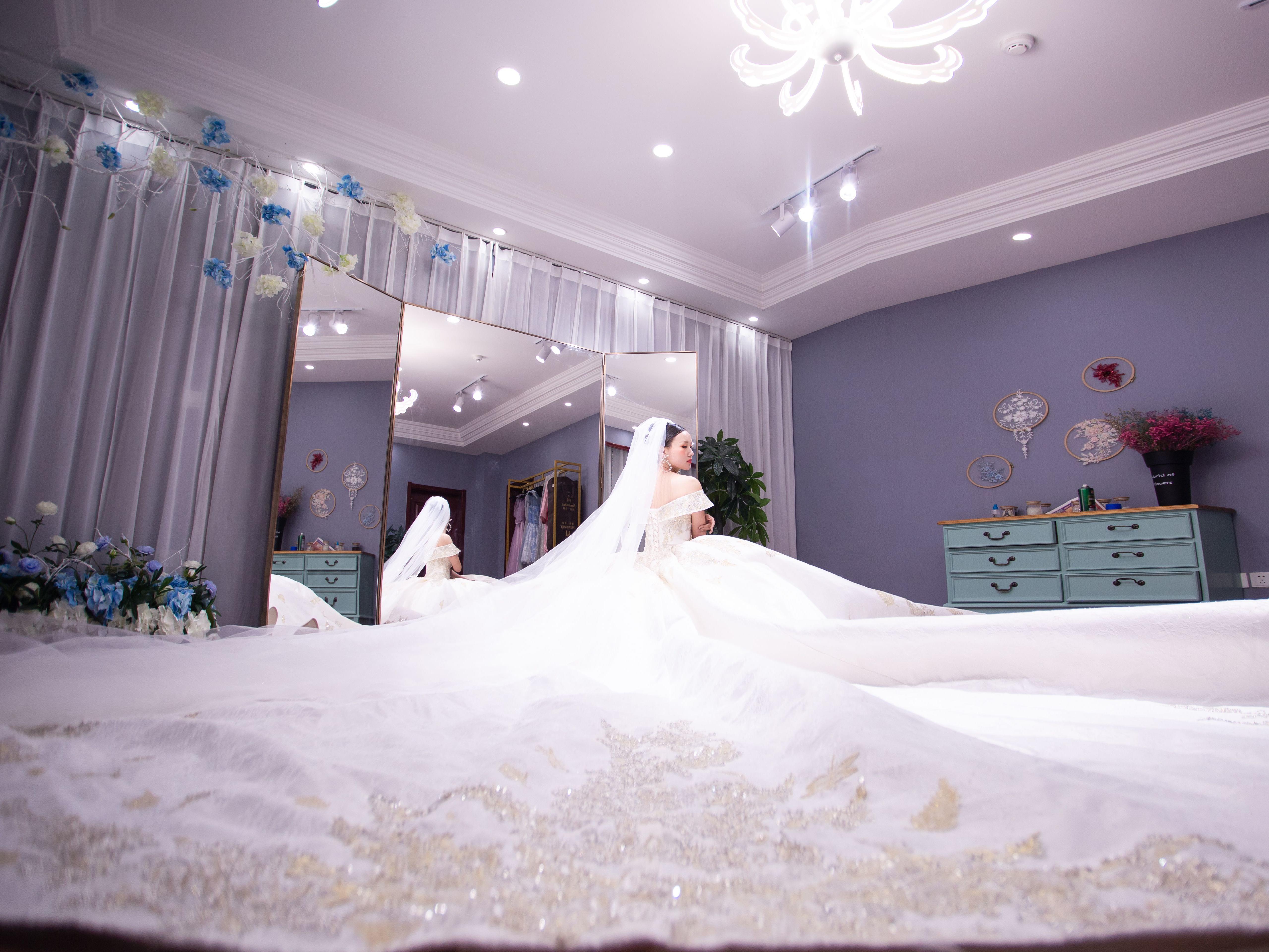 【IDO婚纱】全场通选套餐+高级化妆师跟妆