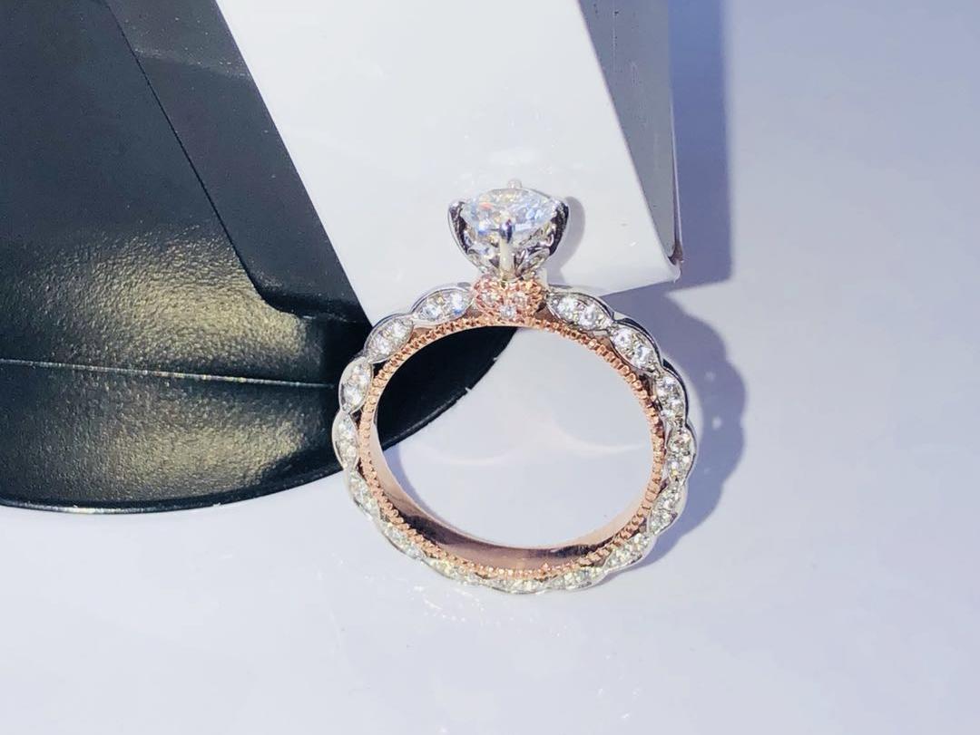 蒂维●斯特-【永恒、爱】18K钻戒 