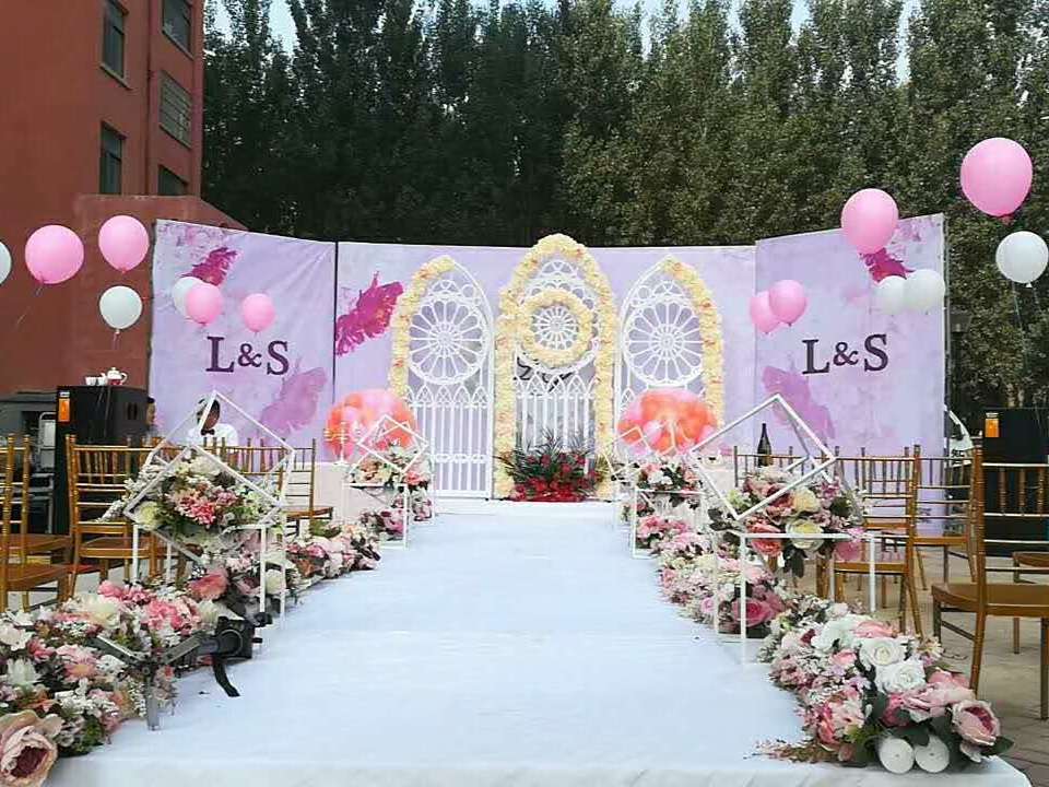 2018年皇家婚禮戶(hù)外婚禮效果圖