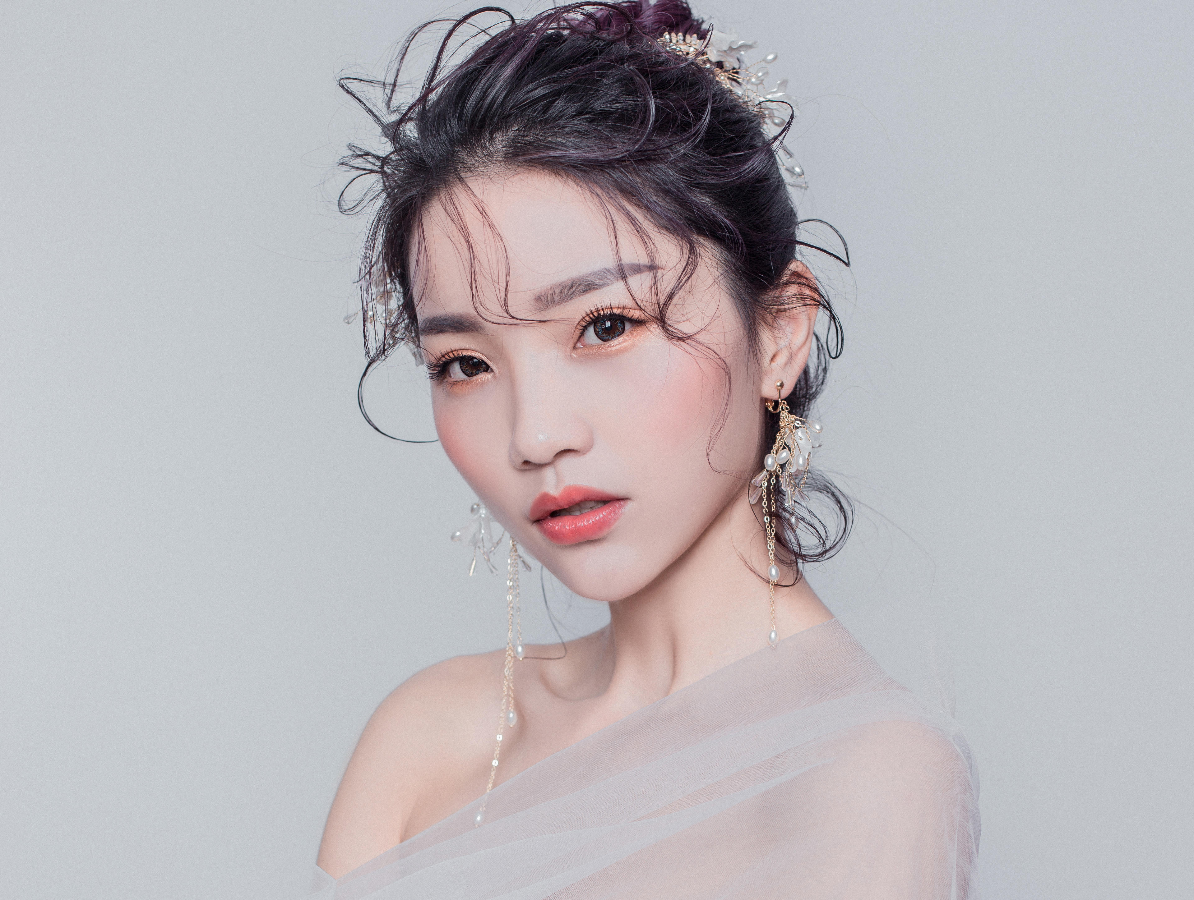 D M婚纱造型--资深跟妆师婚纱系列