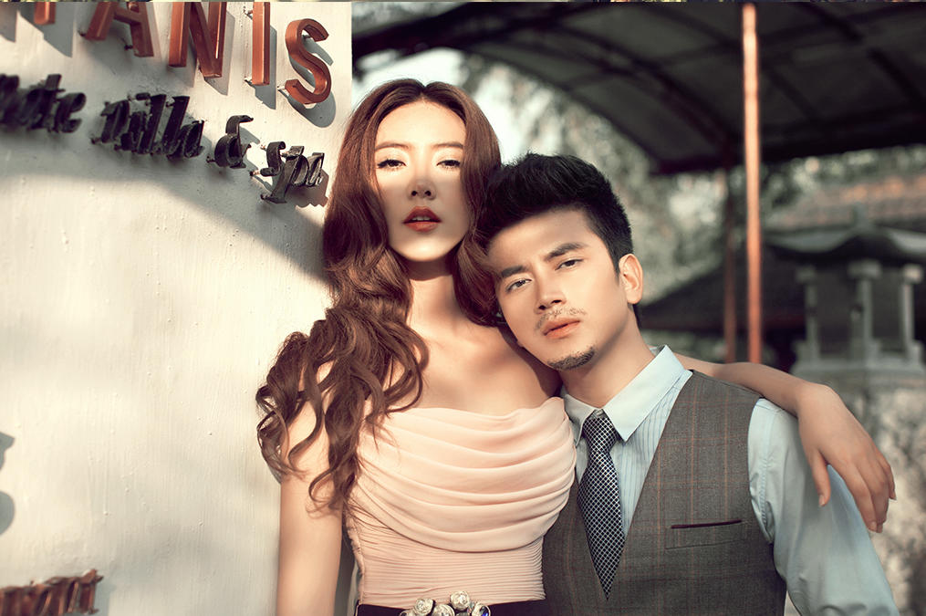 复古外景婚纱照