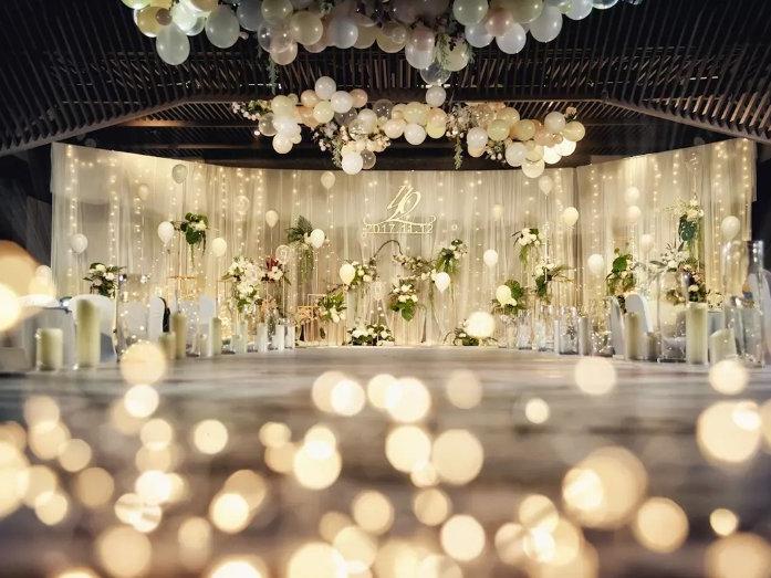 【爱度一生婚礼会馆】香槟气球-浪漫满屋 含四大