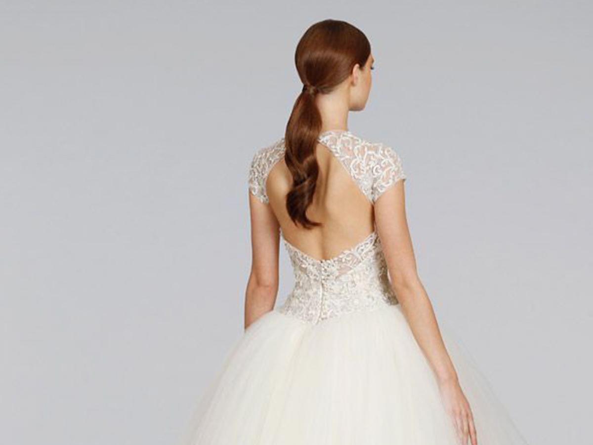 情迷法兰西系列租赁婚纱+礼服（三件套）包含新娘妆