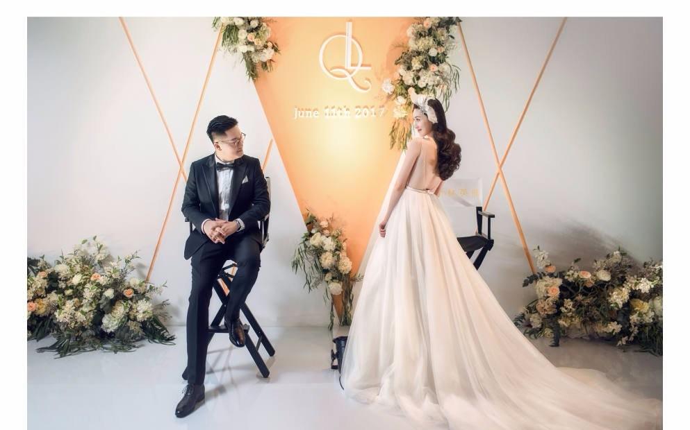         几何极简风婚礼