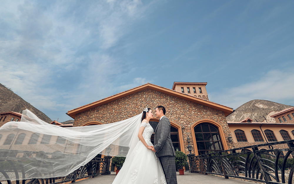 【限时团购】真摄影特惠团购简约风婚纱照