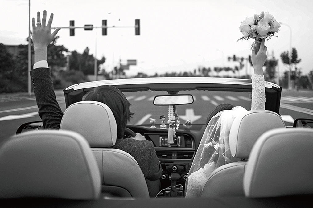 三亚 寻找 乌托邦旅游婚纱<水晶教堂凤凰岛拍摄>