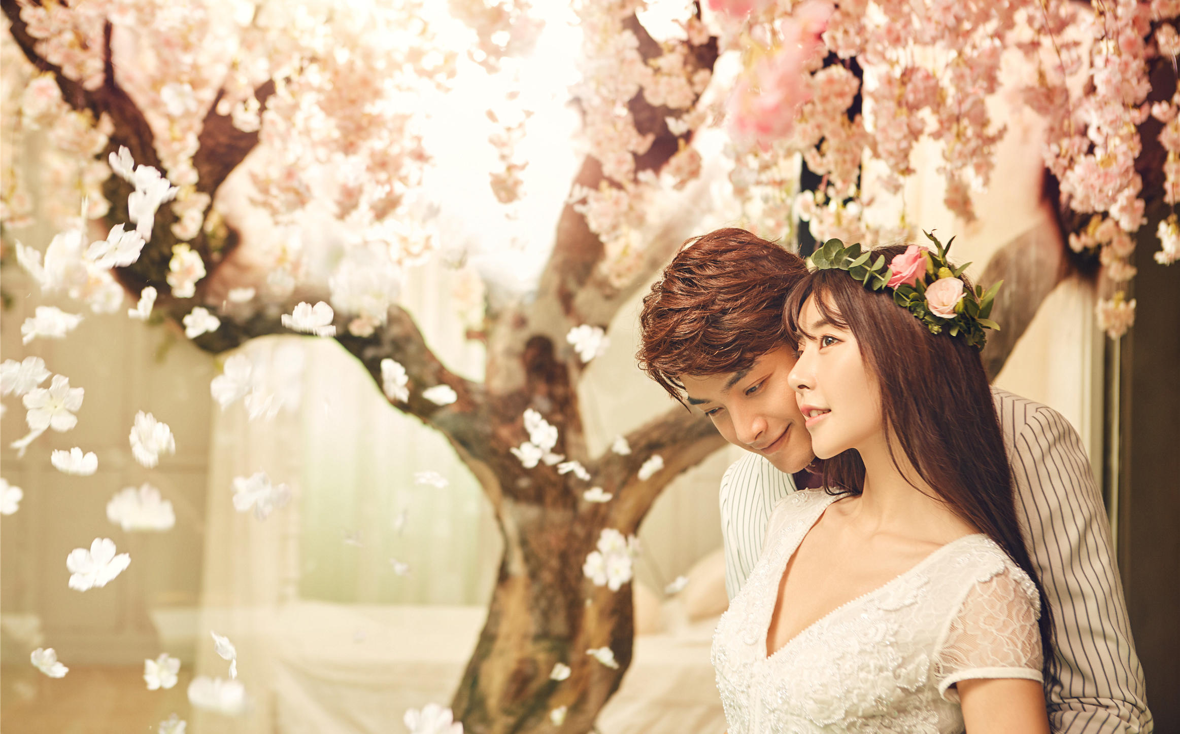 中國風(fēng)+古裝+漢服+外景+精修15張+12寸相冊