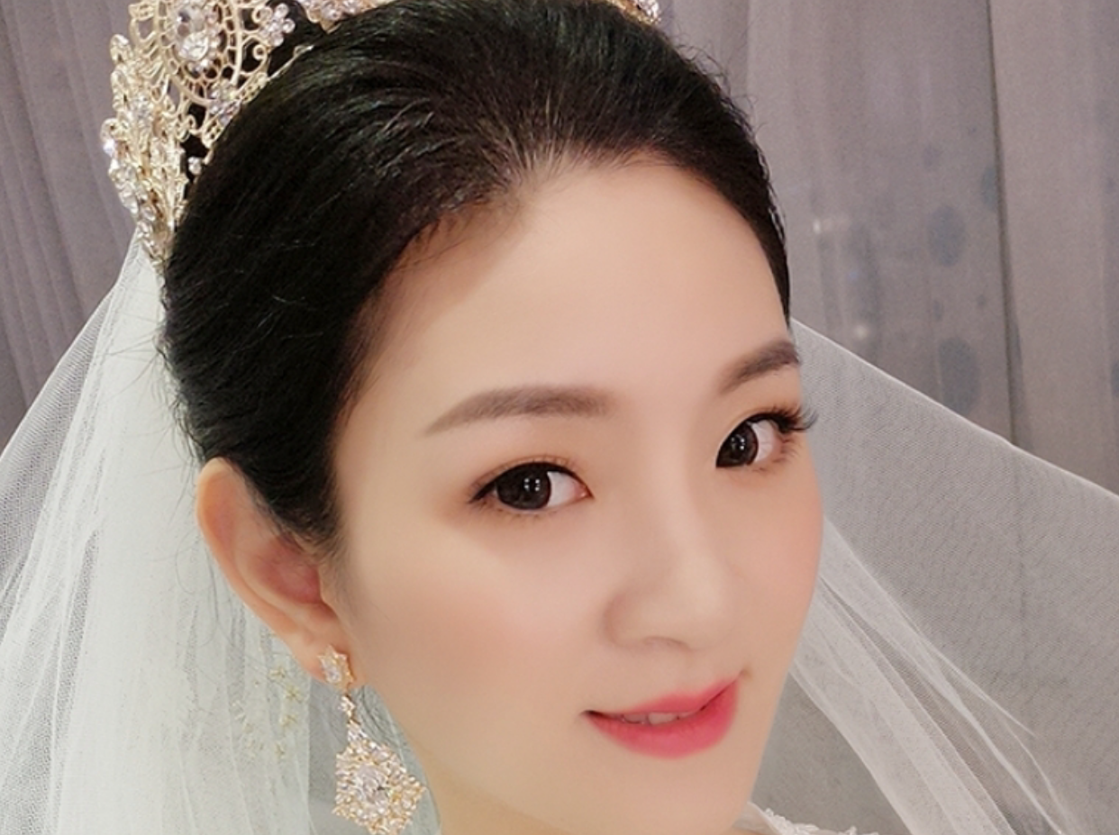 茉莉造型新娘答谢宴或早妆送新郎妆