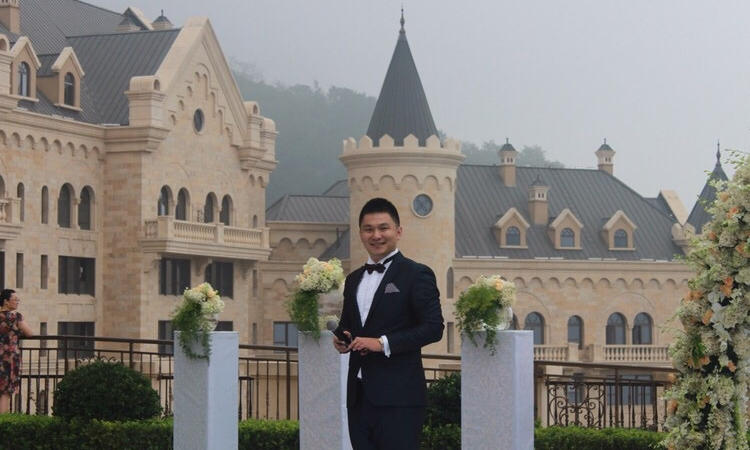 大连婚礼主持人白云（九鼎公社）